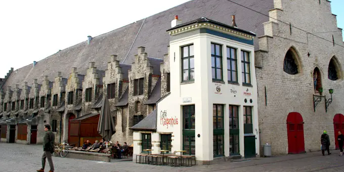 Kleinstes Lokal in Gent - Flandern Rundfahrt