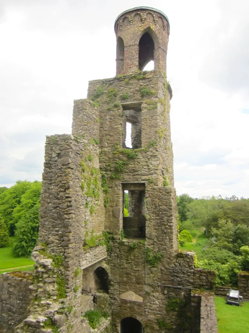 reisetipps-cork-reisetipps-irland-blarney-castle-ausblick-seitenturm