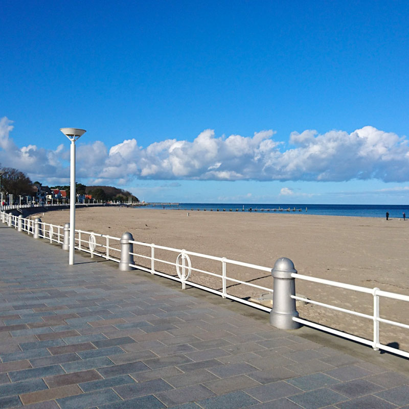 sehenswuerdigkeiten-travemuende-reisetipps-schleswig-holstein-reisetipps-deutschland-promenade