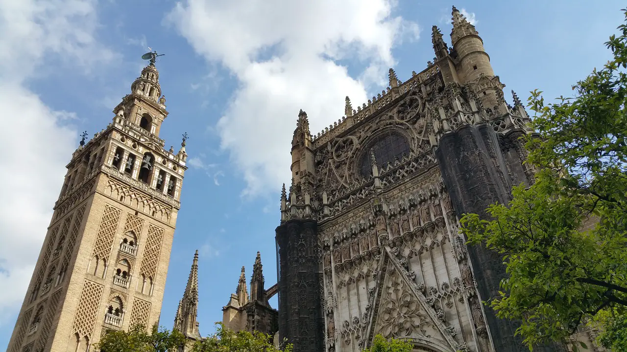 sehenswuerdigkeiten-spanien-nicolos-reiseblog-Kathedrale-Maria-de-la-Sede-in-Sevilla