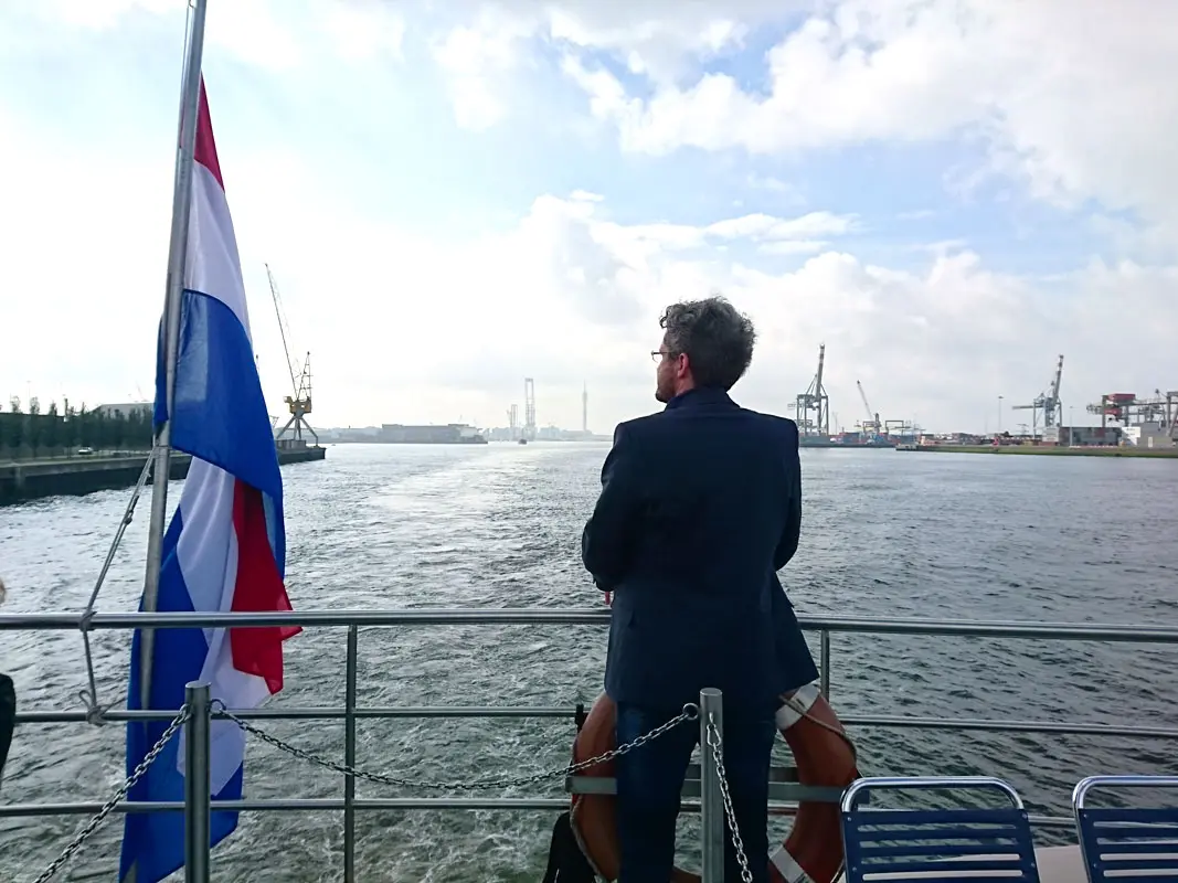 Was-muss-man-in-Rotterdam-gesehen-haben-hafenrundfahrt-nicolos-reiseblog