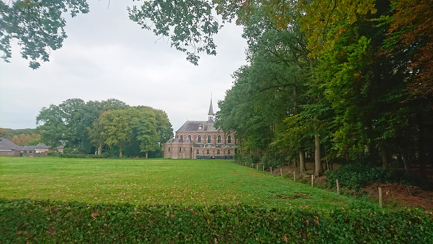 sehenswuerdigkeiten-breda-zundert-reisetipps-nordbrabant-reisetipps-niederlande-holland-abtei-Maria-Toevlucht