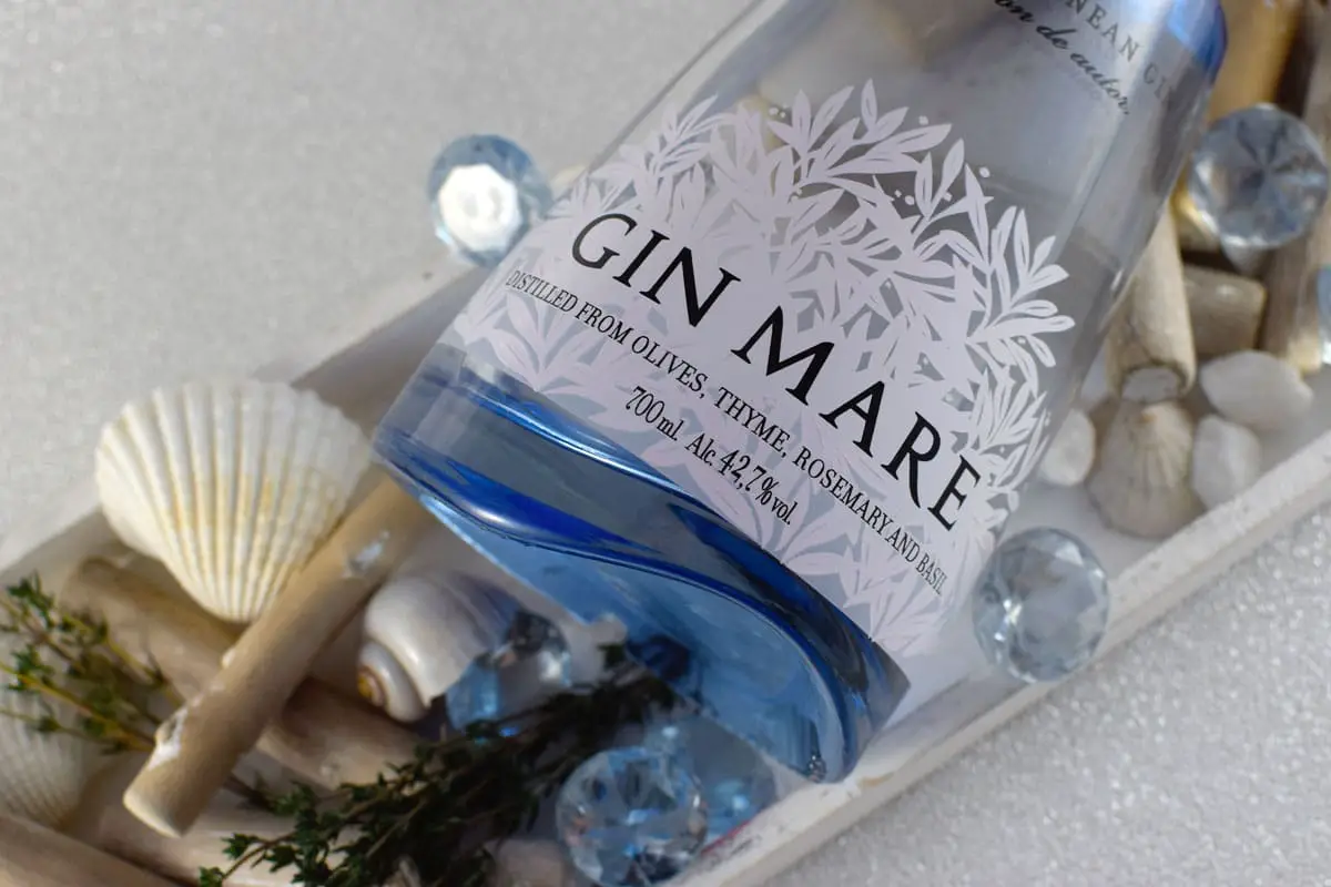 gin-tonic-tipp-Gin-Mare-Mediterranean-Gin-spanien-flasche-etikett