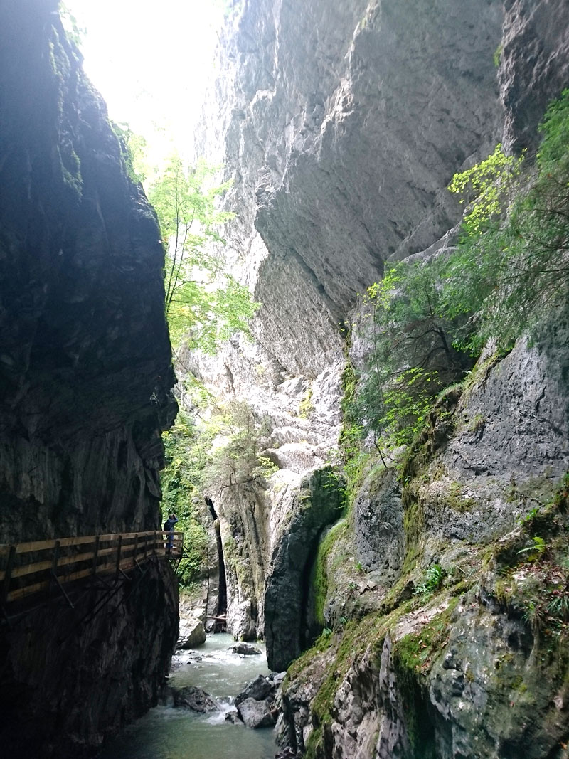 sehenswuerdigkeiten-dornbirn-reisetipps-vorarlberg-reisetipps-oesterreich-alplochschlucht-felsformation