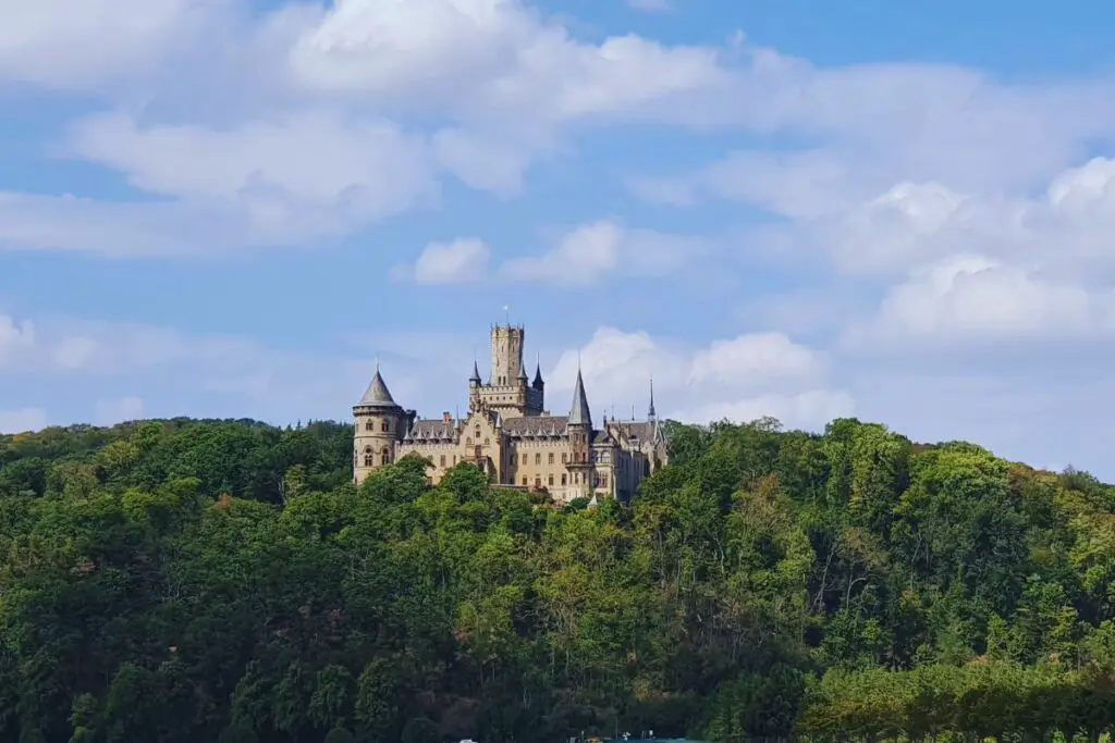 Schloss-Marienburg